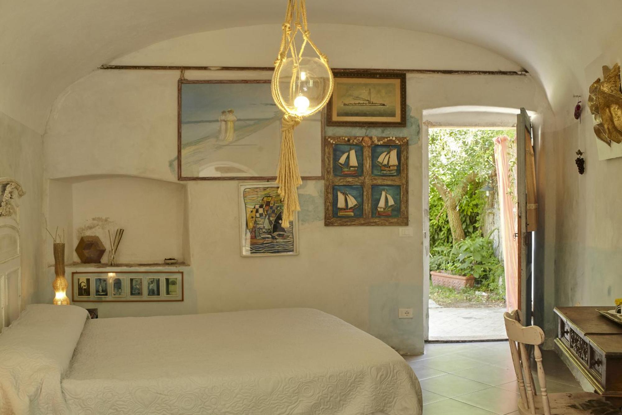 B&B Giardinidivale A 2 Chilometri Da Finale Ligure Борджо-Верецци Номер фото